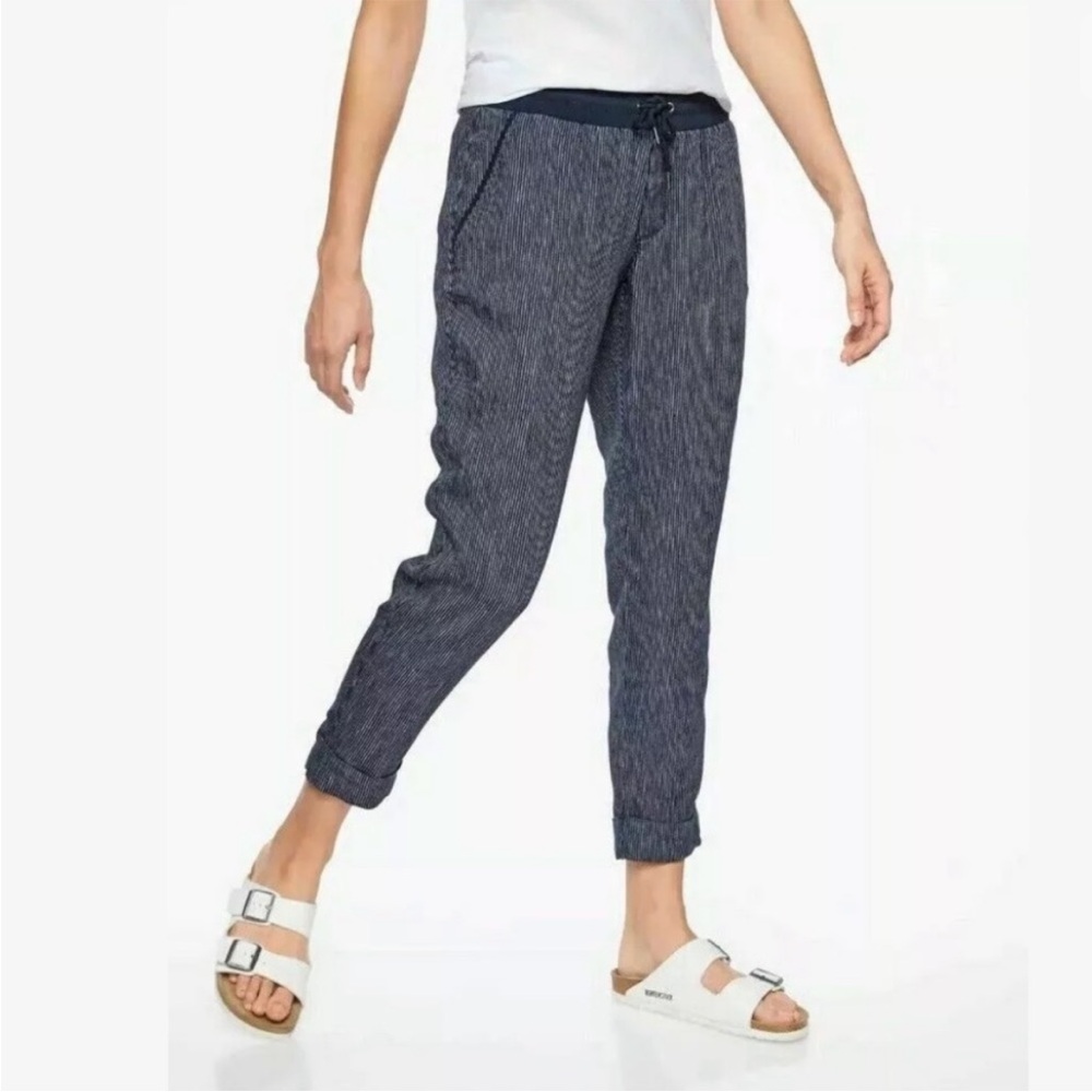 Athleta Women's Bali Linen Ankle Pant Navy Stripes 4 Cuffed Travel Pockets